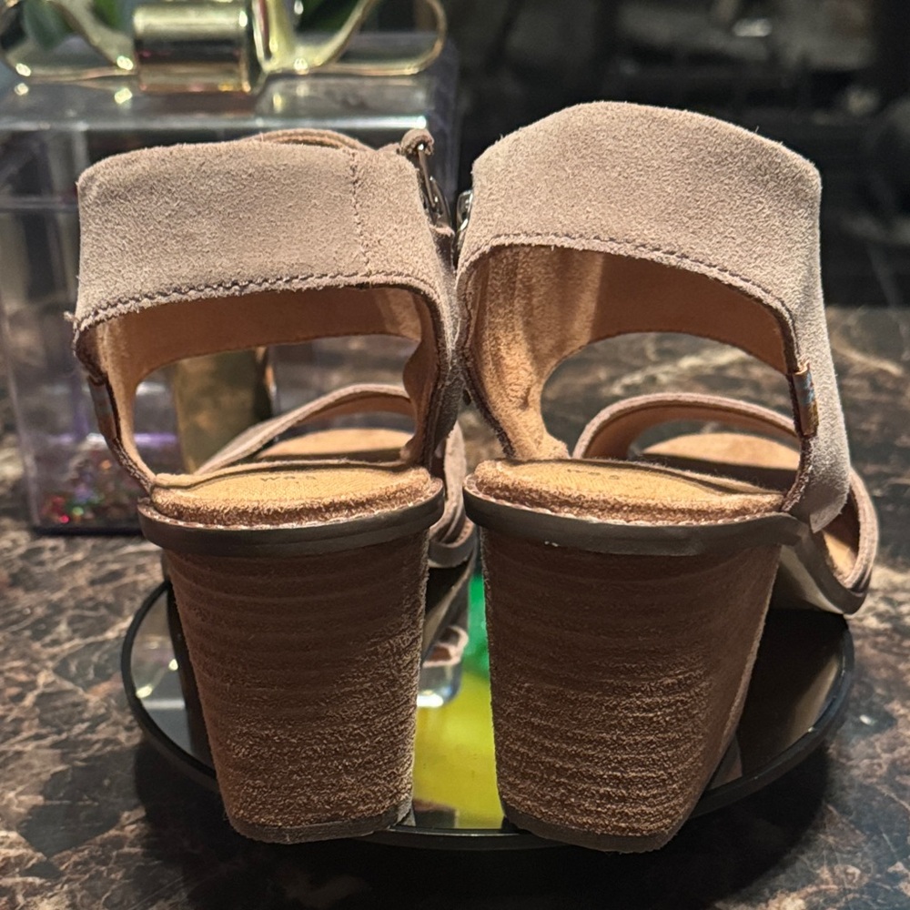 “SOLD” TOMS Women Majorca Taupe Cut Out Ankle Cuff Heeled Sandals - Size 8.5 - Picture 6 of 10